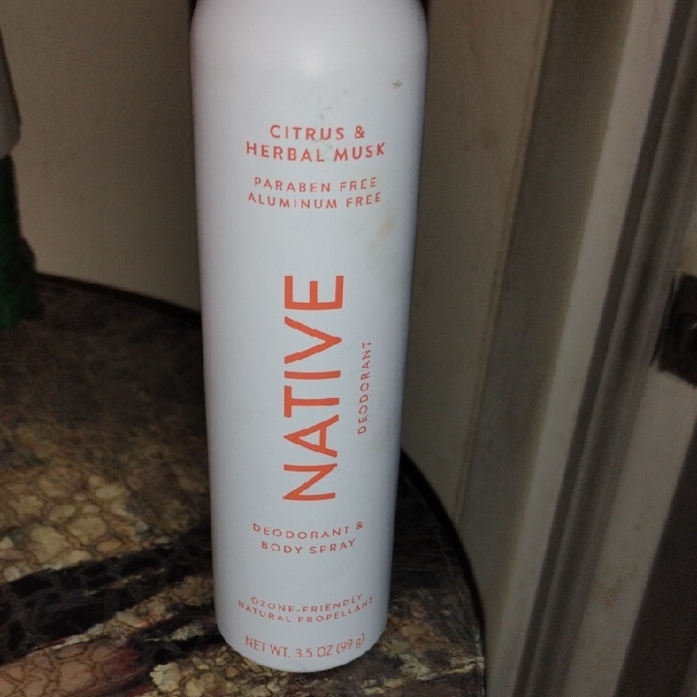 Native Deodorant&Body Spray